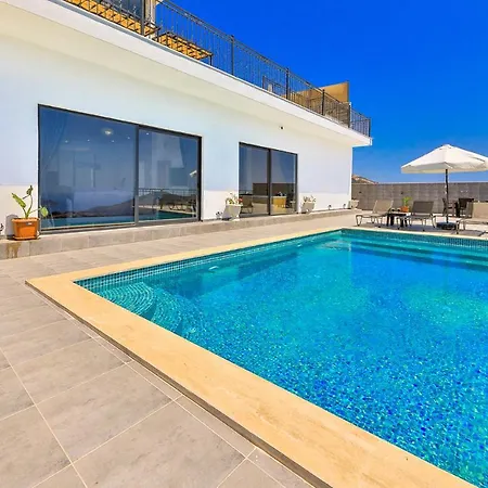 Mona Roza Villa *