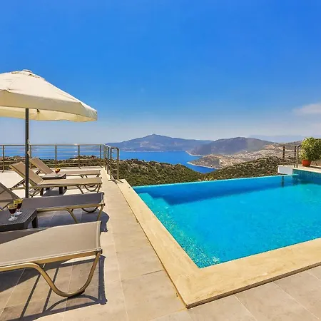 Mona Roza Kalkan