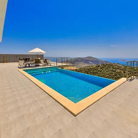 Villa Mona Roza *