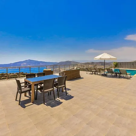 Mona Roza * Kalkan