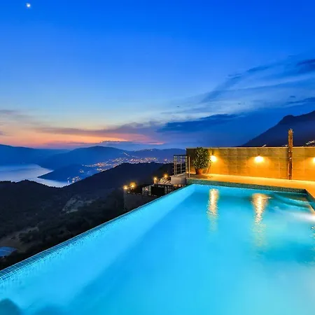 Mona Roza Villa